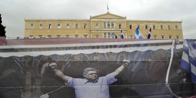 Οργή στο Twitter για την τρίτη θέση της Χρυσής Αυγής