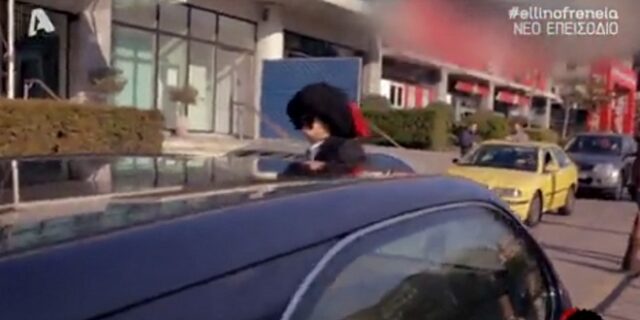 Επική φάρσα Ελληνοφρένειας: Ο τσολιάς πήγε με νεκροφόρα στη ΝΔ