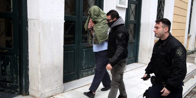 Ελεύθεροι όλοι οι κατηγορούμενοι για το κύκλωμα εκβιαστών
