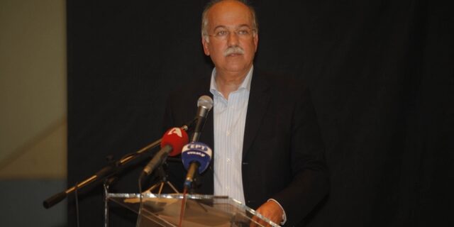 Επιστροφή Φλωρίδη στο ΠΑΣΟΚ. Επικεφαλής στο Επικρατείας