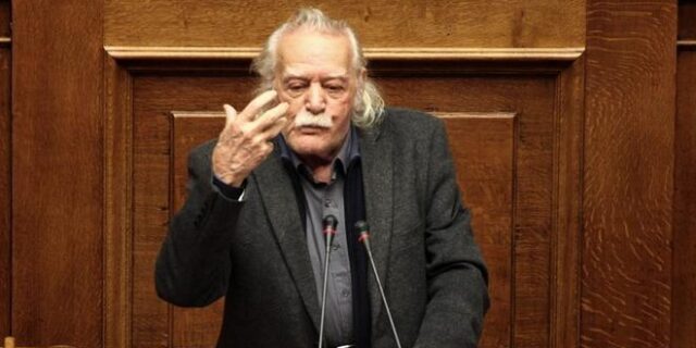 Γλέζος: Αν το θέλει η Μέρκελ θα συνεργαστούμε, αν δεν θέλει δεν θα συνεργαστούμε