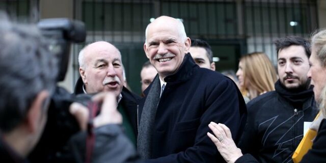 Γιώργος Παπανδρέου: ‘Αμεσα δημοψήφισμα με υπογραφή του λαού