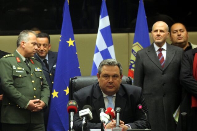Στα Ίμια ο Καμμένος. Θα πραγματοποιήσει ρίψη στεφανιού από αέρος