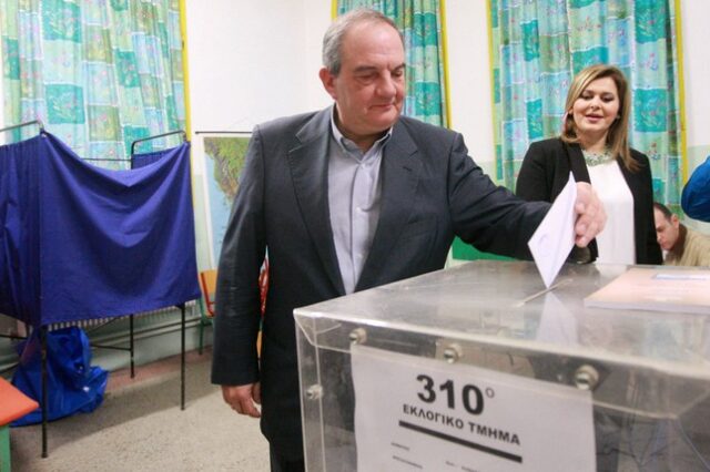 Ψήφισε στη Θεσσαλονίκη ο Κώστας Καραμανλής