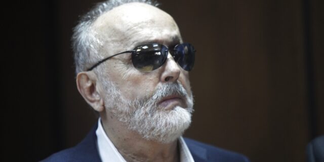 Κουρουμπλής: Πληρώναμε 4 εκατ. ευρώ το χρόνο για κτίριο που στεγάζει 15 άτομα