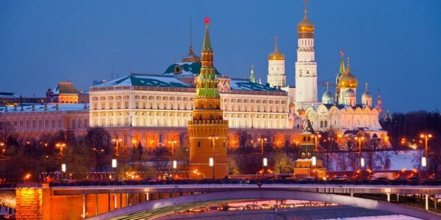 Μηχανή του Χρόνου: Το ξανθό γένος των Ρώσων που θα σώσει την Ελλάδα