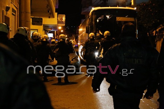 Συλλήψεις και προσαγωγές οπαδών του Ηρακλή στα Μέγαρα
