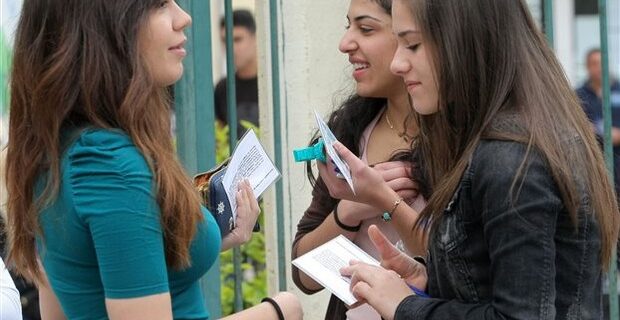 Ιστορία της Γ ‘ Λυκείου: Διευκρινίσεις της τελευταίας στιγμής για τα ελγίνεια που “μεταφέρθηκαν” και δεν “κλάπηκαν”