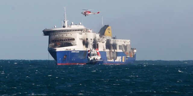 Norman Atlantic: Ελληνο-ιταλικό “πινγκ-πονγκ”. Τι απαντά το ελληνικό Λιμενικό στον Ιταλό καπετάνιο