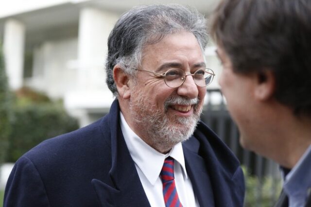 Πανούσης: Δεν τίθεται θέμα αφοπλισμού της αστυνομίας