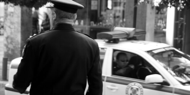 Συνελήφθη επιχειρηματίας στην Κέρκυρα γιατί “λάδωσε” τον Πρόεδρο του ΟΛΚ