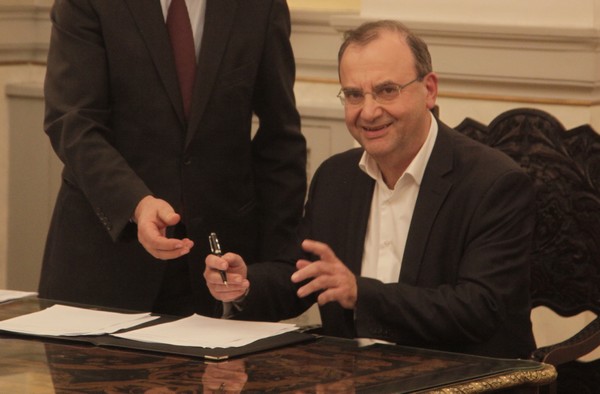 Στρατούλης: Στοπ στις περικοπές των συντάξεων, δίνουμε δώρο στους συνταξιούχους