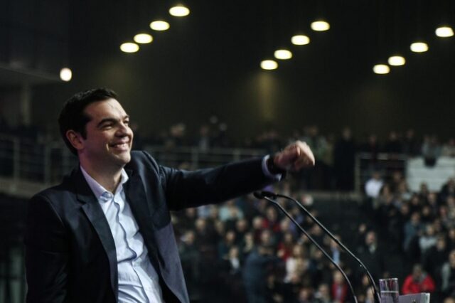 Τσίπρας: Απόλυτη πλειοψηφία για να συγκρουστούμε με τη διαπλοκή