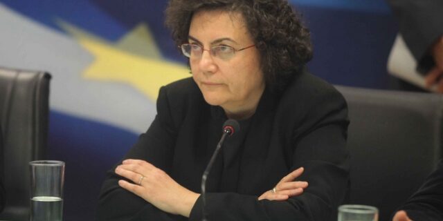 Η Νάντια Βαλαβάνη “ξηλώνει” το ΤΑΙΠΕΔ