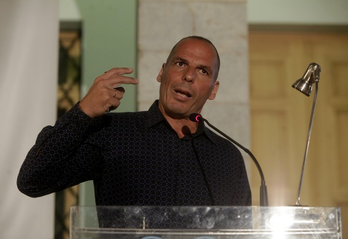 Γιάνης Βαρουφάκης: Ο νέος τσάρος της ελληνικής οικονομίας μέσα από 10 ατάκες