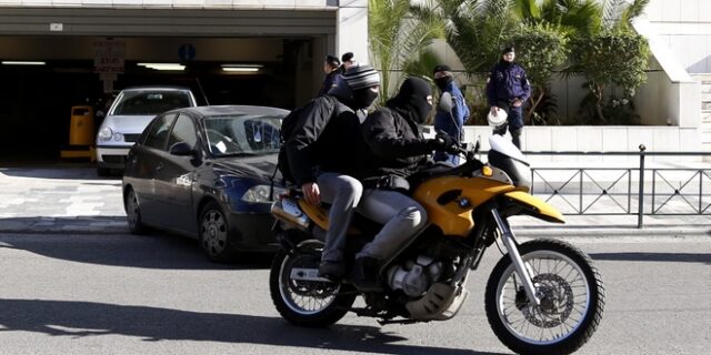 Μάρτυρες αναγνωρίζουν τον συνεργάτη του Ξηρού “Θεοχάρη”