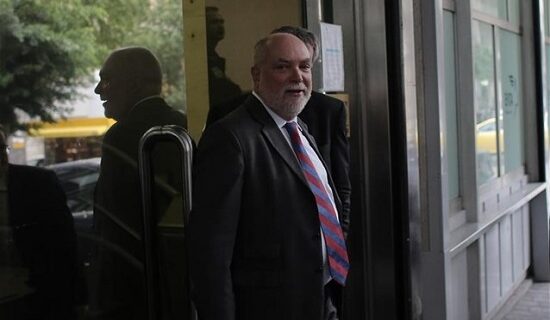 Ήρθαν, είδαν και έφυγαν οι Βίζερ και Κοστέλο
