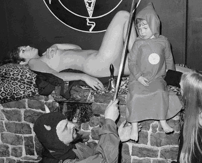 Μηχανή του Χρόνου: Ο ιδρυτής της εκκλησίας του Σατανά που είχε δεσμό με την Μέριλιν Μονρό