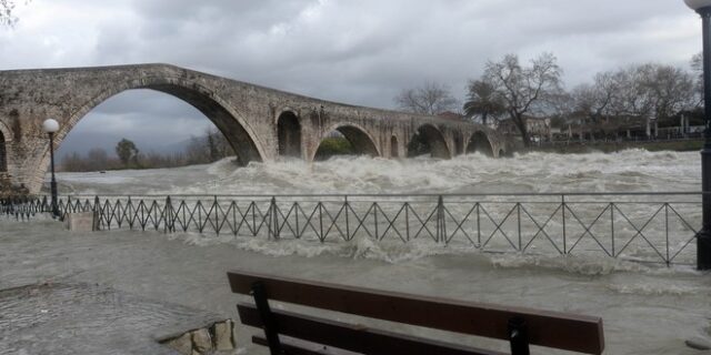 Βιβλικές καταστροφές σε Ήπειρο και Ευρυτανία