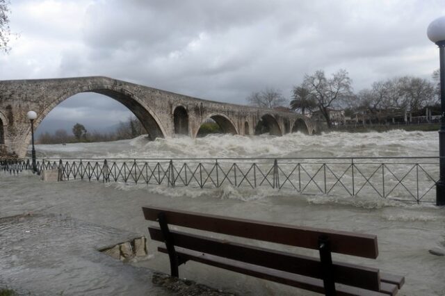 Βιβλικές καταστροφές σε Ήπειρο και Ευρυτανία