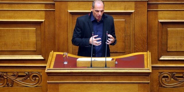 Γ. Βαρουφάκης: Η πρώτη κυβέρνηση που πηγαίνει στο eurogroup όρθια και όχι σκυφτή