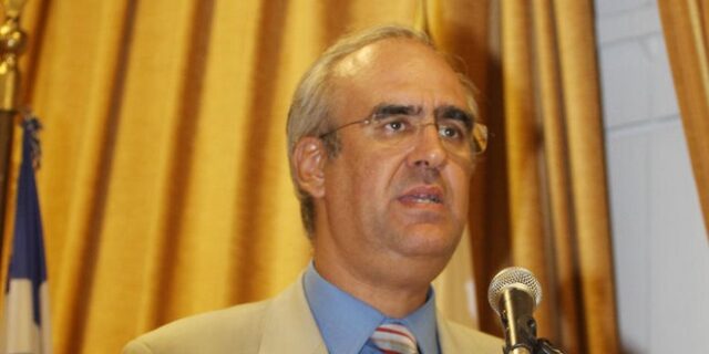 Δήμαρχος Κηφισιάς: “Η τετραμελής οικογένεια μας είναι υγιής, χάρη στην πίστη στο Θεό και την προσευχή μας”