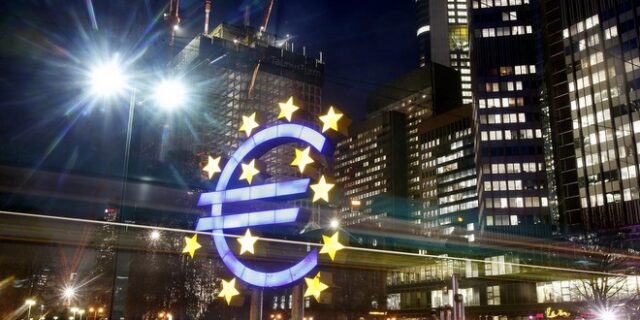 Στον ΕLA από 11 Φεβρουαρίου: Η ΕΚΤ σταματά να δέχεται ως εγγύηση τα ελληνικά ομόλογα