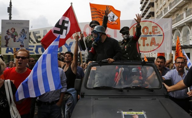El Publico: Το χρέος της ναζιστικής Γερμανίας ξεπερνά όσα ζητούν Μέρκελ και ΕΕ από την Αθήνα