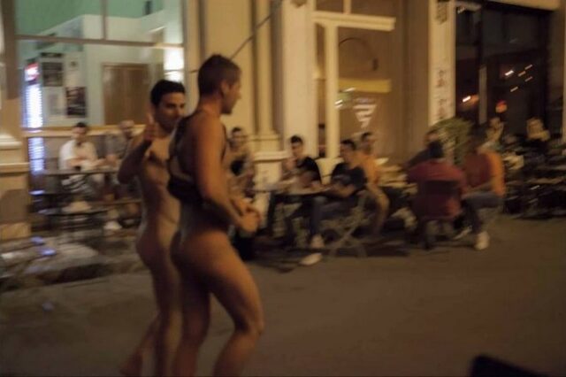 Νόμιμες οι γυμνές βόλτες στη Θεσσαλονίκη. Δικαίωση για δύο ακτιβιστές