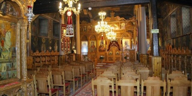 Ιερέας στη Ρόδο κατηγορείται για υπεξαίρεση εκκλησιαστικών εικόνων