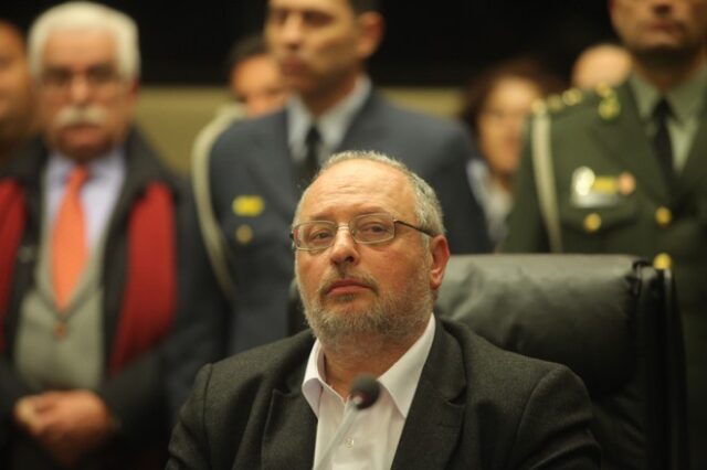 “Ξεσκόνισμα” όλων των συμβάσεων για τα εξοπλιστικά προανήγγειλε ο Ήσυχος