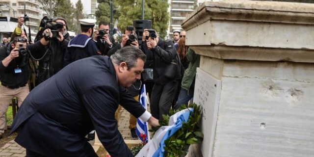 Καμμένος στο μνημόσυνο Βλαχάκου: Δεν προκαλεί κανέναν η άσκηση της εθνικής κυριαρχίας