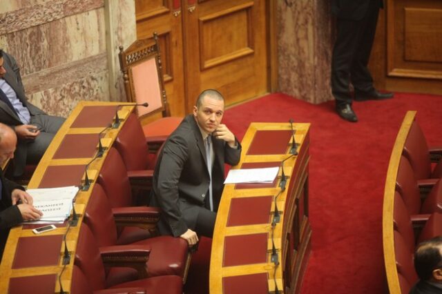 Άρση ασυλίας του Κασιδιάρη ζητά και πάλι η Δικαιοσύνη