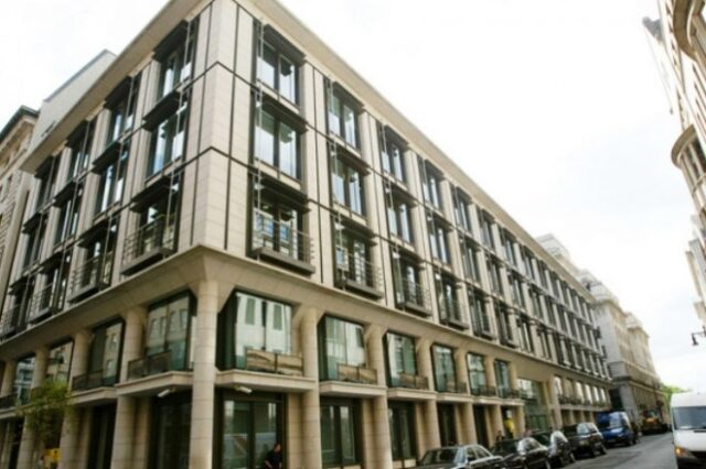 Ποια η εταιρία Lazard που ο Βαρουφάκης προσέλαβε για τη μείωση του χρέους