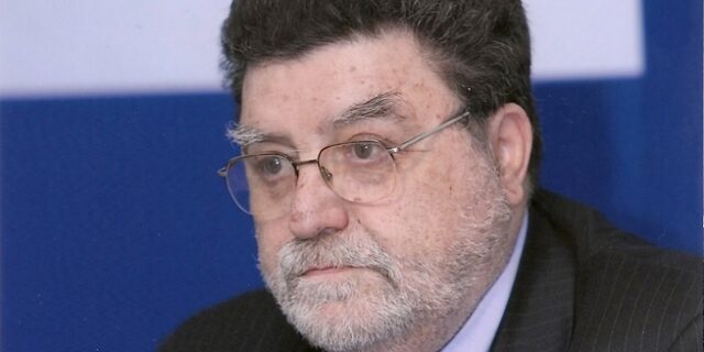 Παραιτήθηκε ο Λιαρόπουλος μετά το “Γερούν γερά! Σπάστου τον τσαμπουκά”