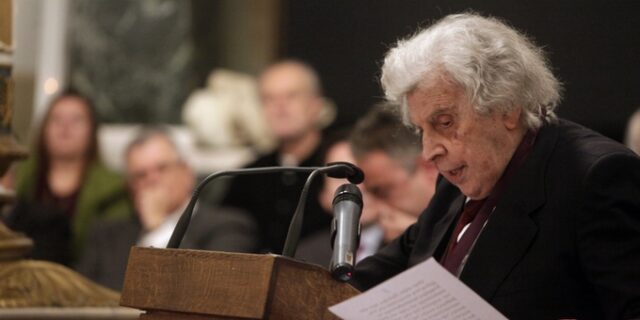 Μίκης Θεοδωράκης: Αυτό τον Ολλανδό με τα γυαλάκια ποτέ δεν μπόρεσα να χωνέψω