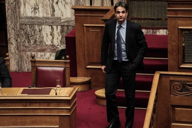 Ο Κυριάκος Μητσοτάκης συζητά το ενδεχόμενο να είναι υποψήφιος για αρχηγός της ΝΔ