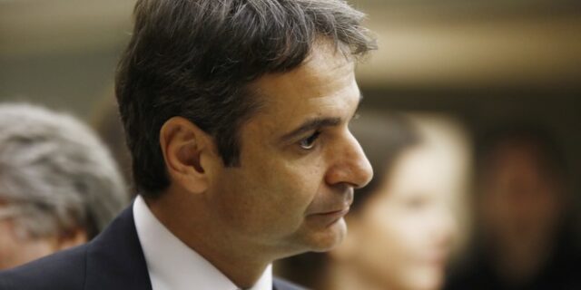 Μητσοτάκης σε Βαρουφάκη: Οι διακρατικές σχέσεις δεν είναι παρτίδα μπιρίμπας