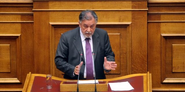 Πανούσης: Να αυτοδιαλυθούν θύλακες της ΧΑ στην ΕΛΑΣ, αλλιώς θα τους διαλύσω εγώ
