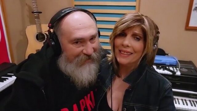 Βίντεο: Η Στανίση κάνει υγιεινή διαστροφή με τον Τζίμη Πανούση