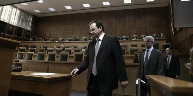 Δίκη Παπακωνσταντίνου: Στα 6,2 εκατ. η μη δηλωθείσα φορολογητέα ύλη των συγγενών
