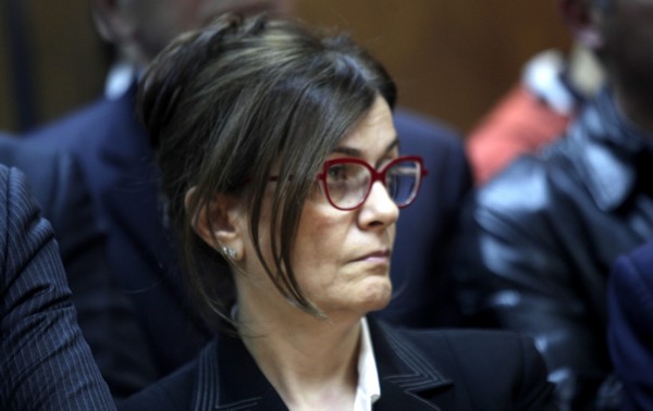 Ξεκίνησε ο πόλεμος για voucher, μελέτες και προγράμματα εργασίας