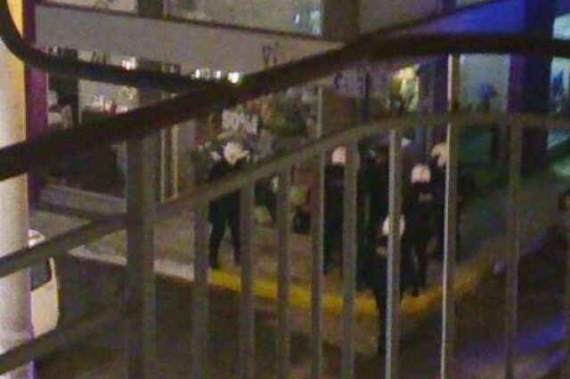 Καλαμάτα: Άνδρας έσπασε το παρμπρίζ διερχόμενου οχήματος. Ο οδηγός έβγαλε τσεκούρι και τον πήρε στο κυνήγι!