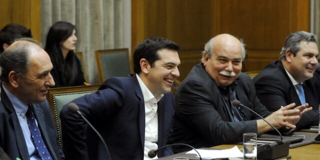 Στη μάχη των προγραμματικών δηλώσεων μπαίνει η κυβέρνηση