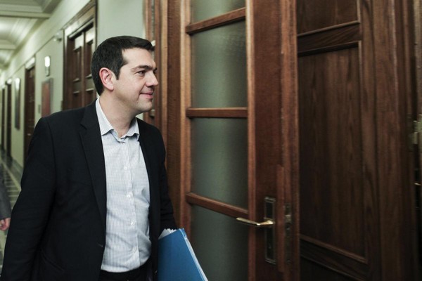 Μαξίμου κατά Σαμαρά και Βενιζέλου: Οι πολίτες μπορούν να κρίνουν ποιος διαπραγματεύεται προς όφελος της κοινωνίας