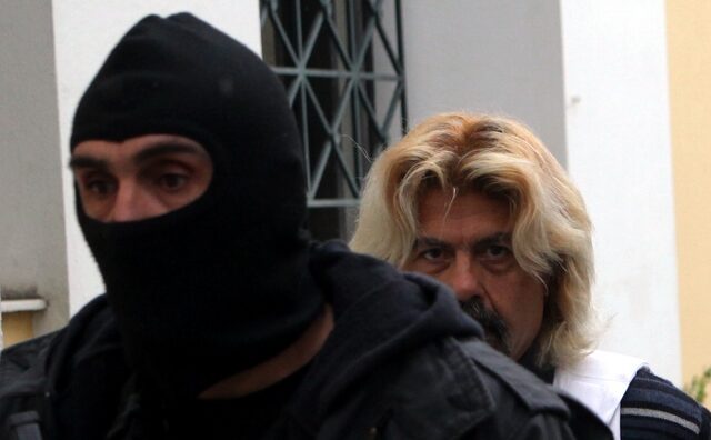 Το DNA κλέφτη που συνελήφθη στην Β. Ελλάδα είχε ανιχνευτεί σε μαντήλι στην γιάφκα του Ξηρού