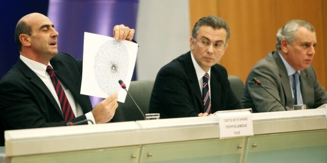 Ένταλμα κατά Αμερικανού για τις υποκλοπές σε βάρος της κυβέρνησης Καραμανλή