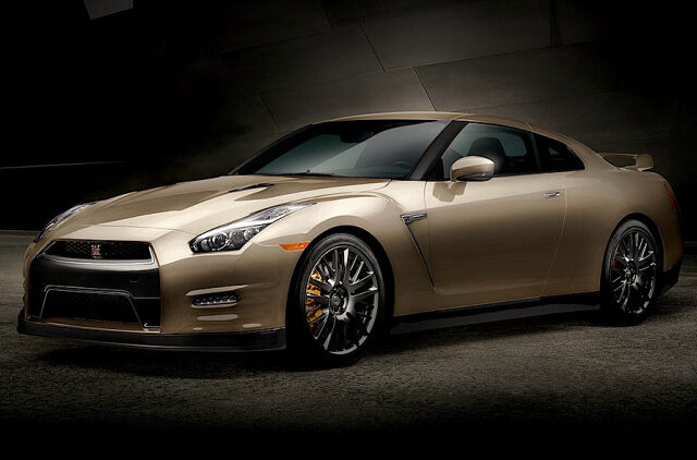 Το …χρυσό Nissan GT-R μιας επετειακής έκδοσης 30 αυτοκινήτων