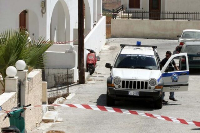 Μπλόκο στην ’10η Εντολή’ από τους συγγενείς της δασκάλας που αποκεφαλίστηκε στη Σαντορίνη
