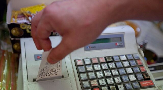 Ποιες αποδείξεις θα μπαίνουν στη λοταρία της εφορίας για 10.000 ευρώ